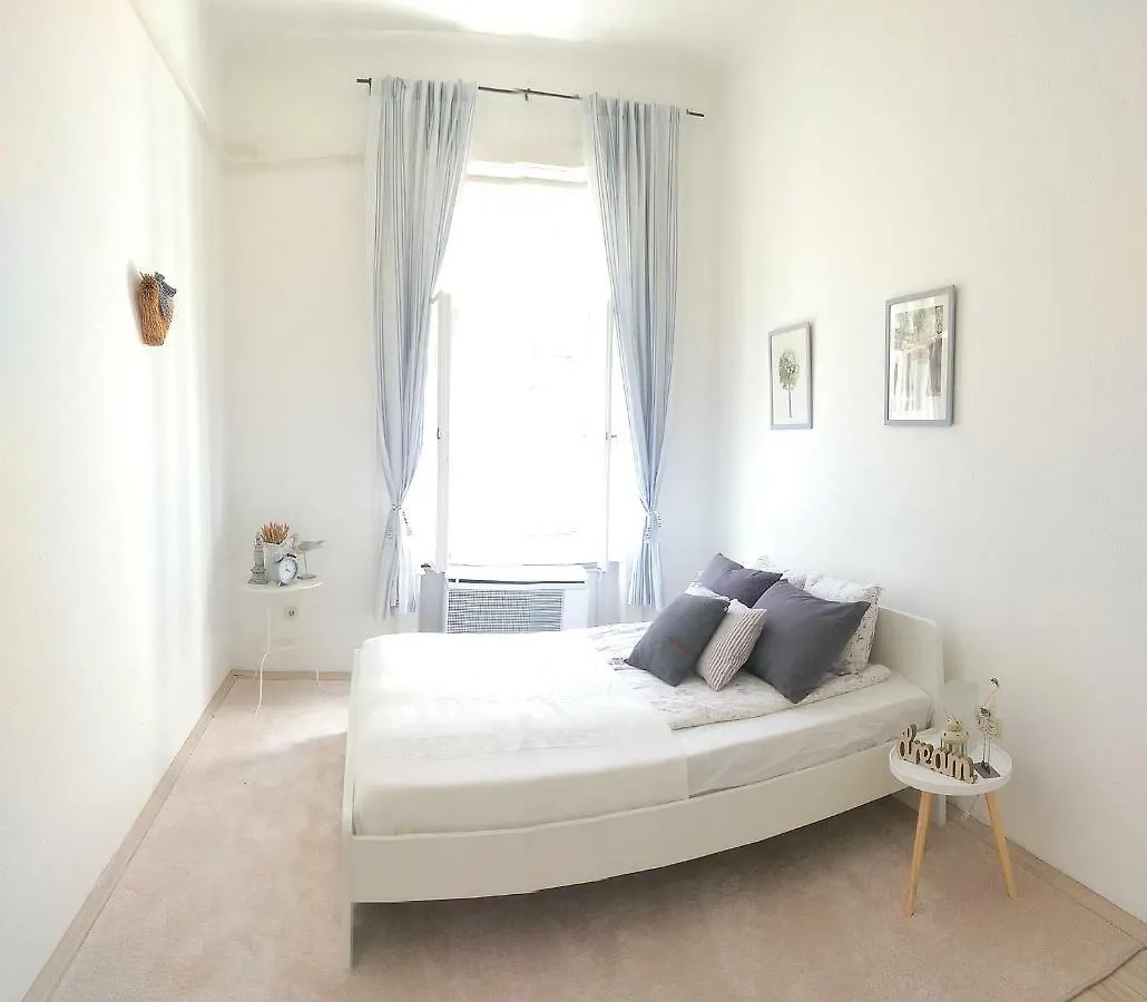 Cape Code Apartment Budapest